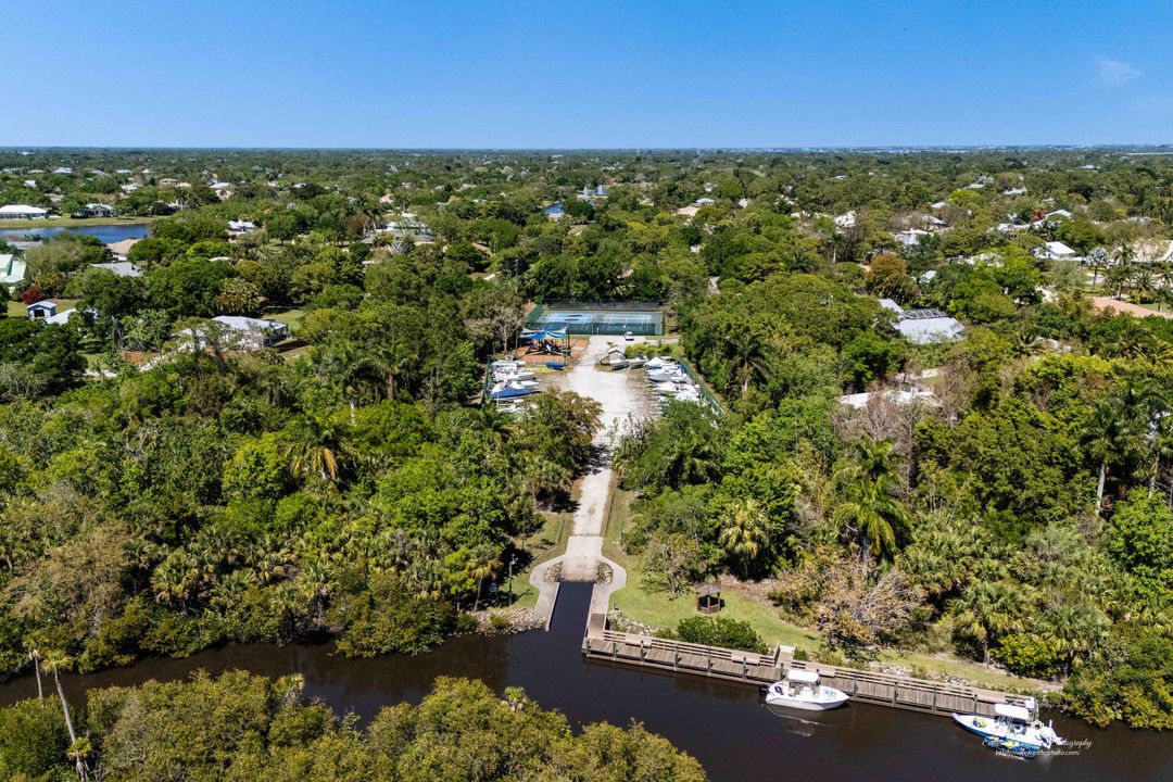 For Sale: $880,000 (4 beds, 3 baths, 2901 Square Feet)