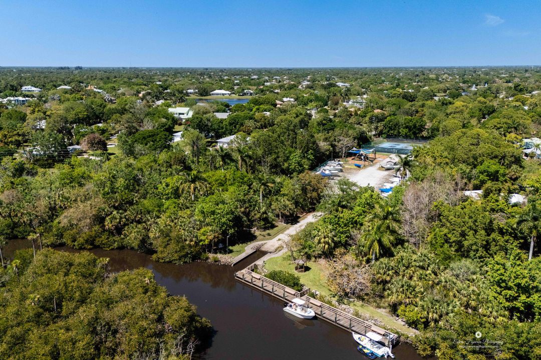 For Sale: $880,000 (4 beds, 3 baths, 2901 Square Feet)