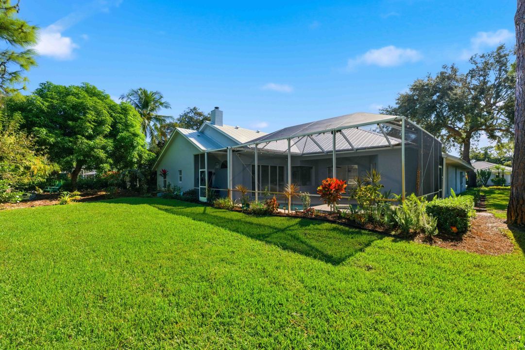 For Sale: $880,000 (4 beds, 3 baths, 2901 Square Feet)