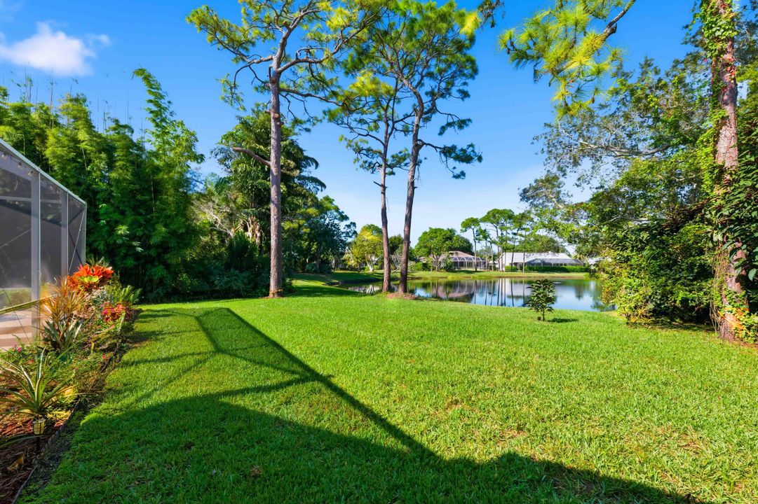 For Sale: $880,000 (4 beds, 3 baths, 2901 Square Feet)