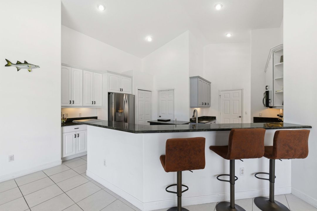 For Sale: $880,000 (4 beds, 3 baths, 2901 Square Feet)