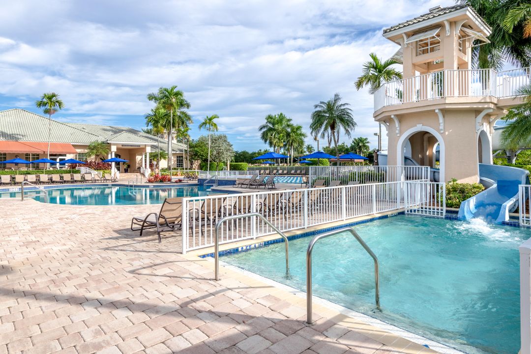 出租: $6,000 (4 贝兹, 2 浴室, 2674 平方英尺)