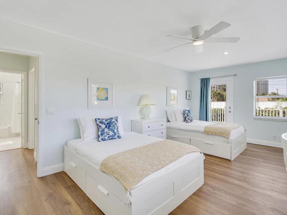 For Rent: $10,000 (3 beds, 3 baths, 2147 Square Feet)