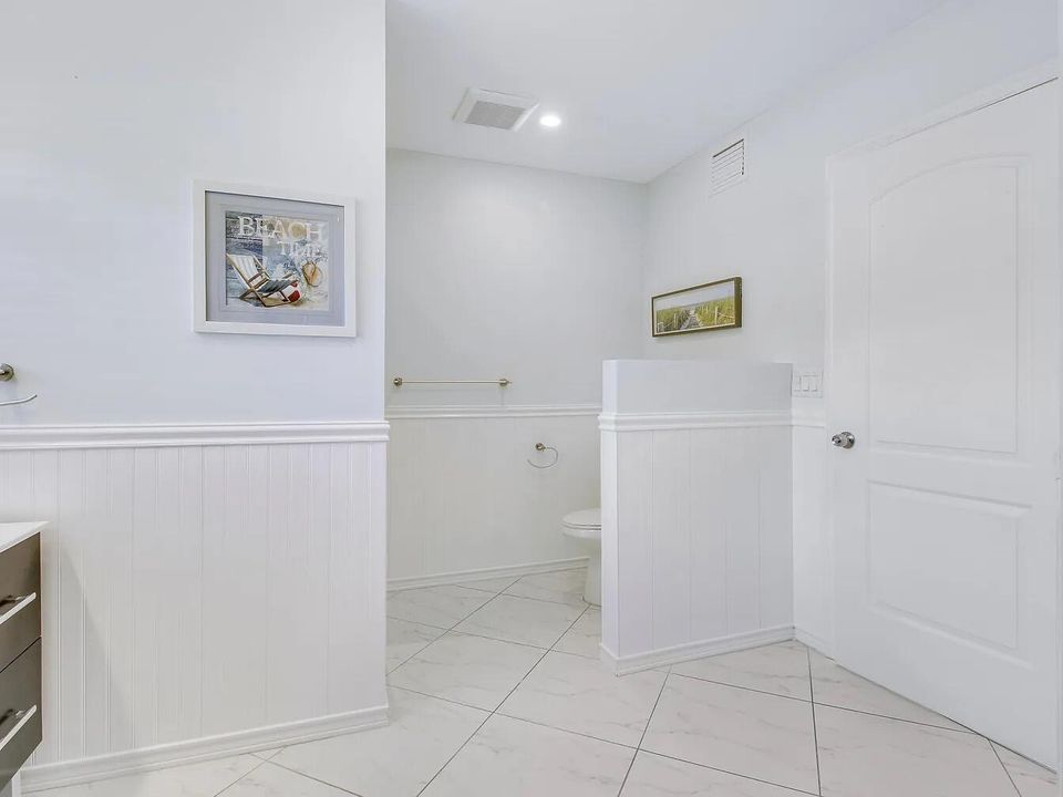 For Rent: $10,000 (3 beds, 3 baths, 2147 Square Feet)