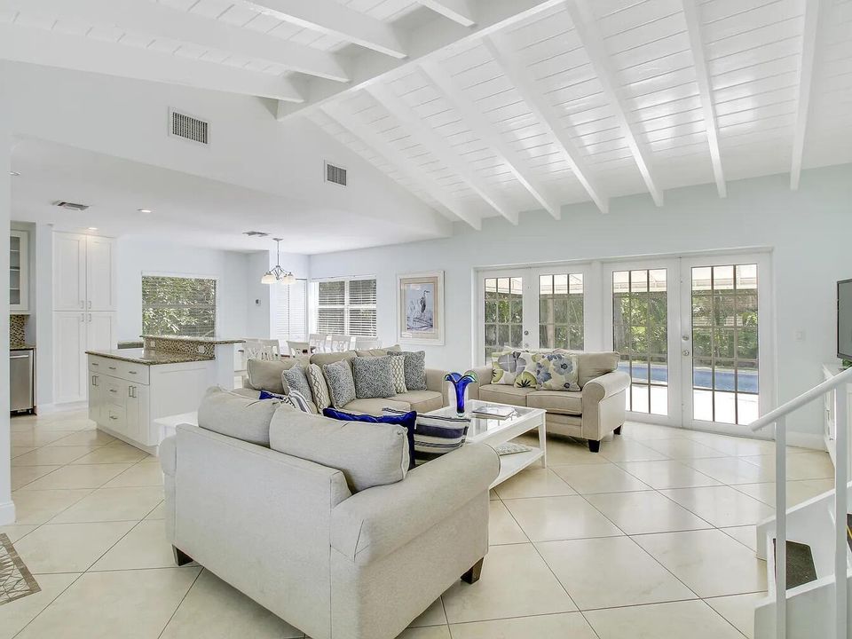 For Rent: $10,000 (3 beds, 3 baths, 2147 Square Feet)