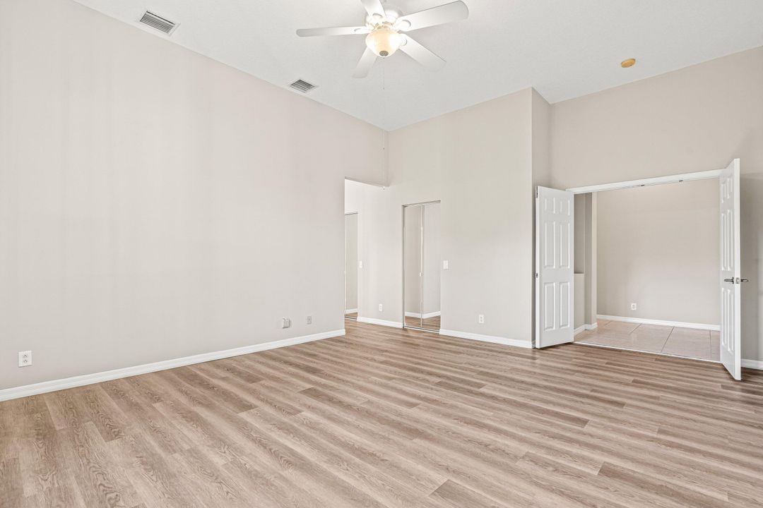 For Sale: $949,900 (4 beds, 2 baths, 2674 Square Feet)