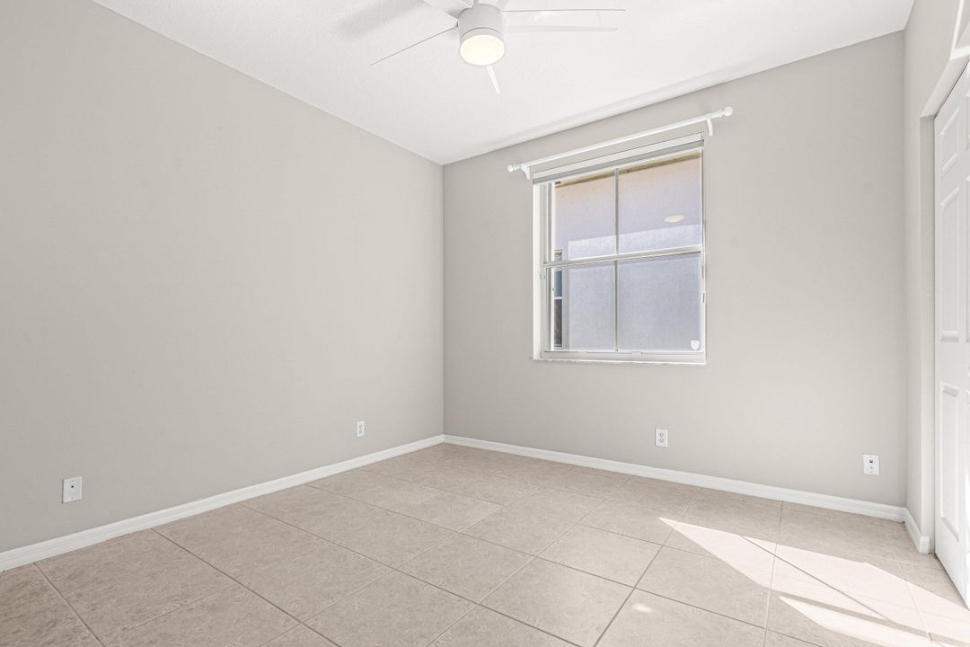 For Sale: $949,900 (4 beds, 2 baths, 2674 Square Feet)