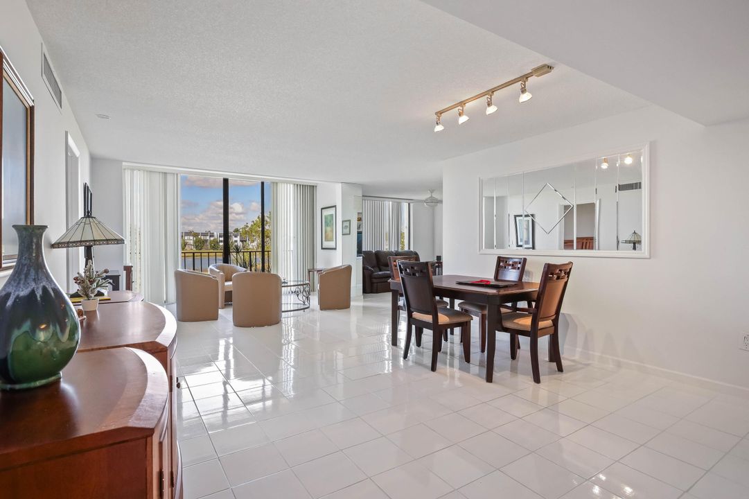 На продажу: $150,000 (3 спален, 2 ванн, 1225 Квадратных фут)