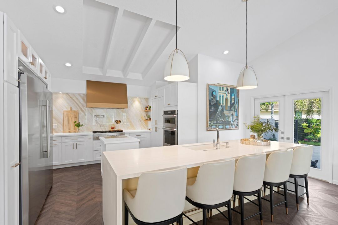 待售: $2,295,000 (4 贝兹, 3 浴室, 2689 平方英尺)