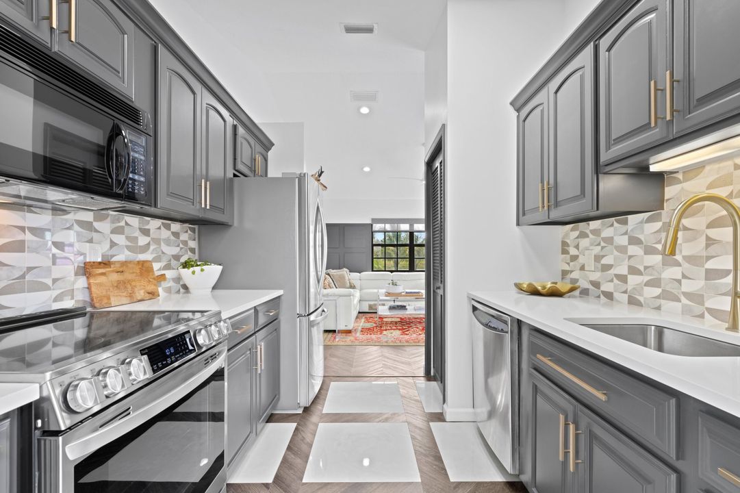 待售: $2,295,000 (4 贝兹, 3 浴室, 2689 平方英尺)