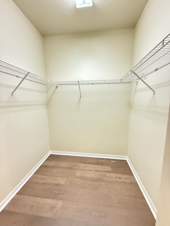 На продажу: $535,000 (3 спален, 2 ванн, 2343 Квадратных фут)