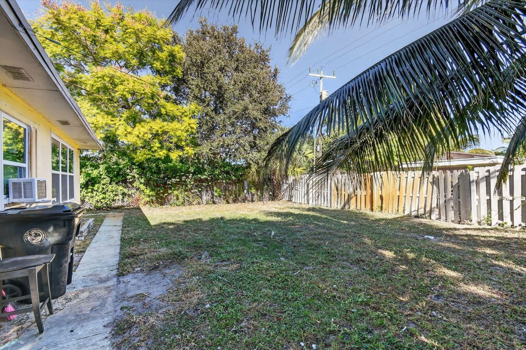 For Sale: $549,900 (0 beds, 0 baths, 1600 Square Feet)