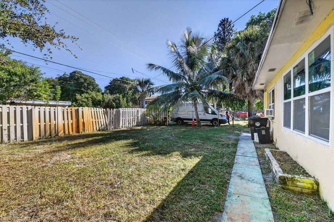 For Sale: $549,900 (0 beds, 0 baths, 1600 Square Feet)