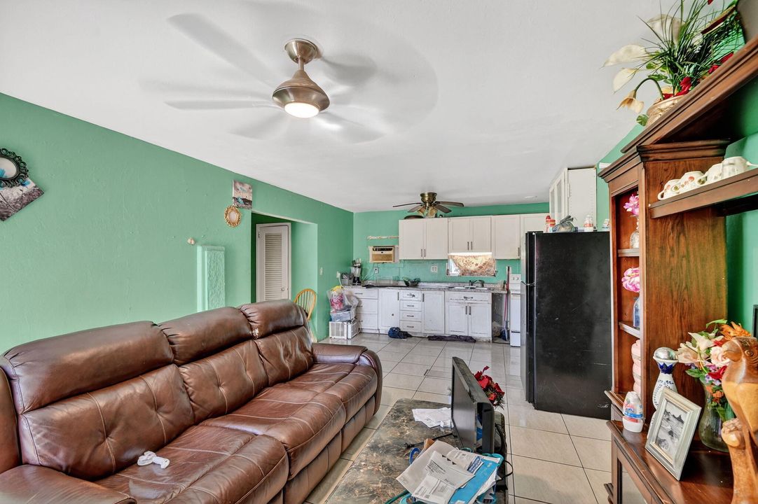 For Sale: $549,900 (0 beds, 0 baths, 1600 Square Feet)