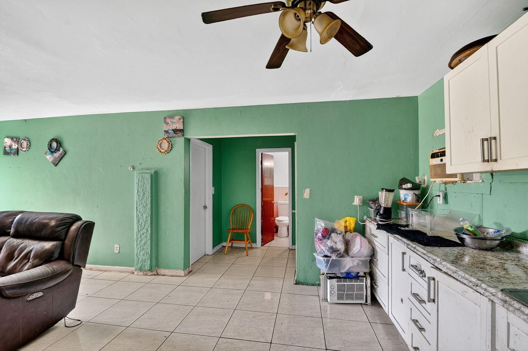 For Sale: $549,900 (0 beds, 0 baths, 1600 Square Feet)