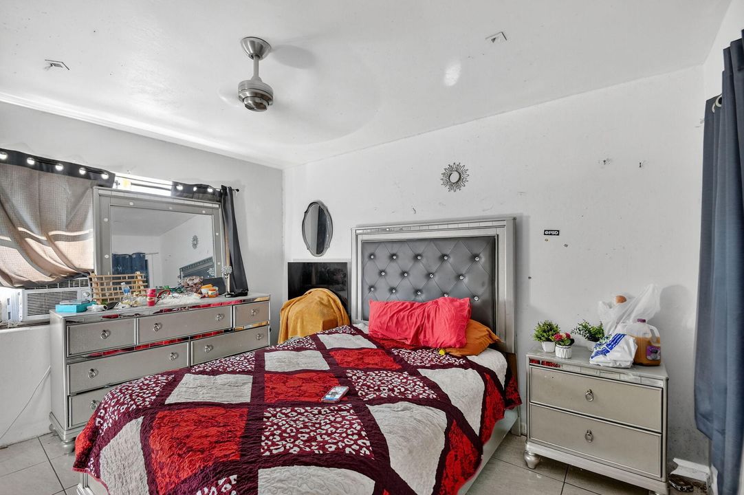 For Sale: $549,900 (0 beds, 0 baths, 1600 Square Feet)