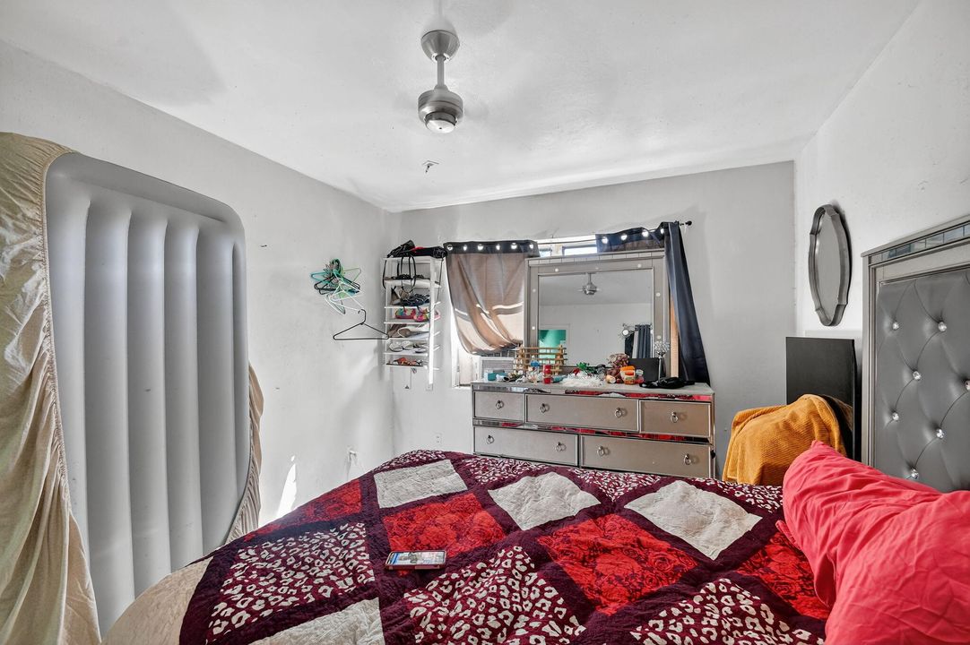 For Sale: $549,900 (0 beds, 0 baths, 1600 Square Feet)