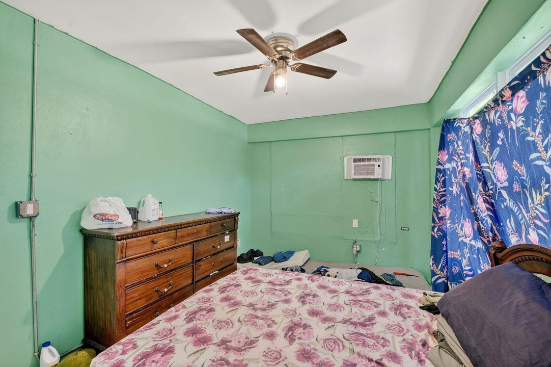 For Sale: $549,900 (0 beds, 0 baths, 1600 Square Feet)