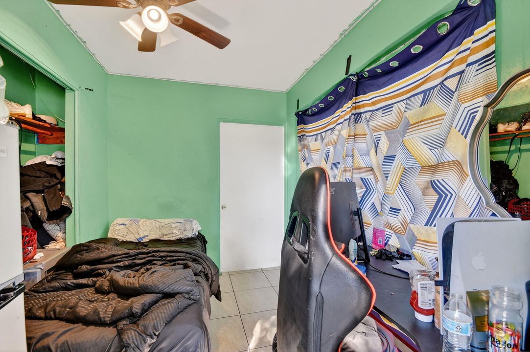 For Sale: $549,900 (0 beds, 0 baths, 1600 Square Feet)