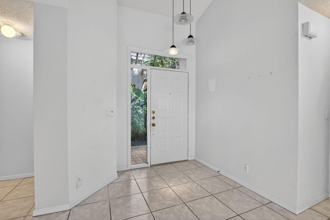 待售: $499,900 (3 贝兹, 2 浴室, 1781 平方英尺)