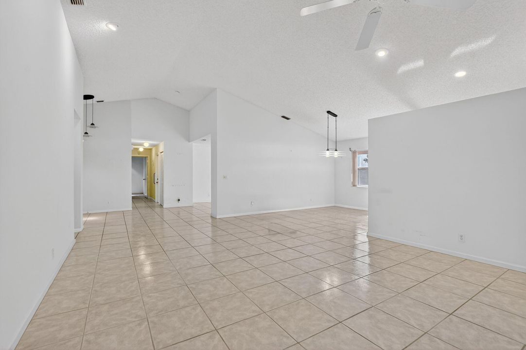 待售: $499,900 (3 贝兹, 2 浴室, 1781 平方英尺)