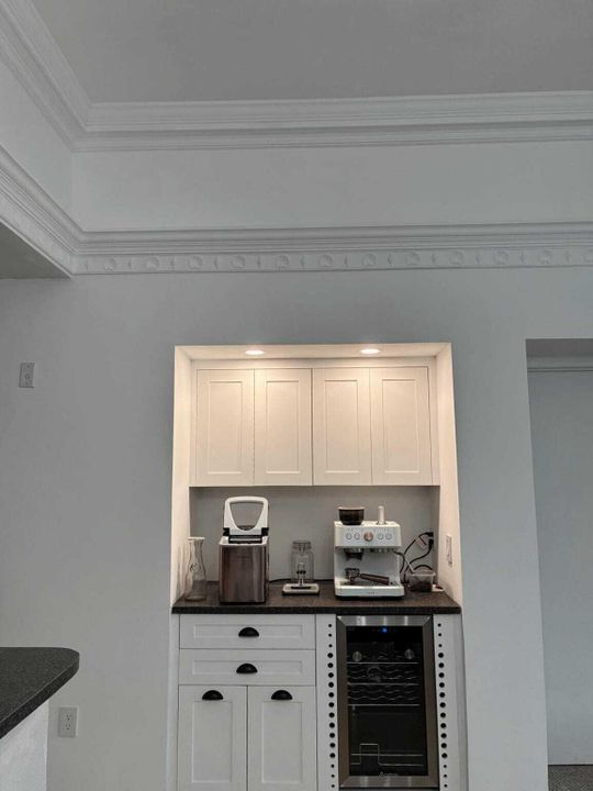 For Sale: $235,000 (2 beds, 2 baths, 888 Square Feet)