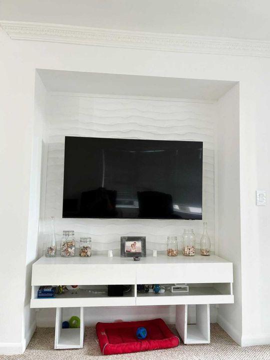 For Sale: $235,000 (2 beds, 2 baths, 888 Square Feet)