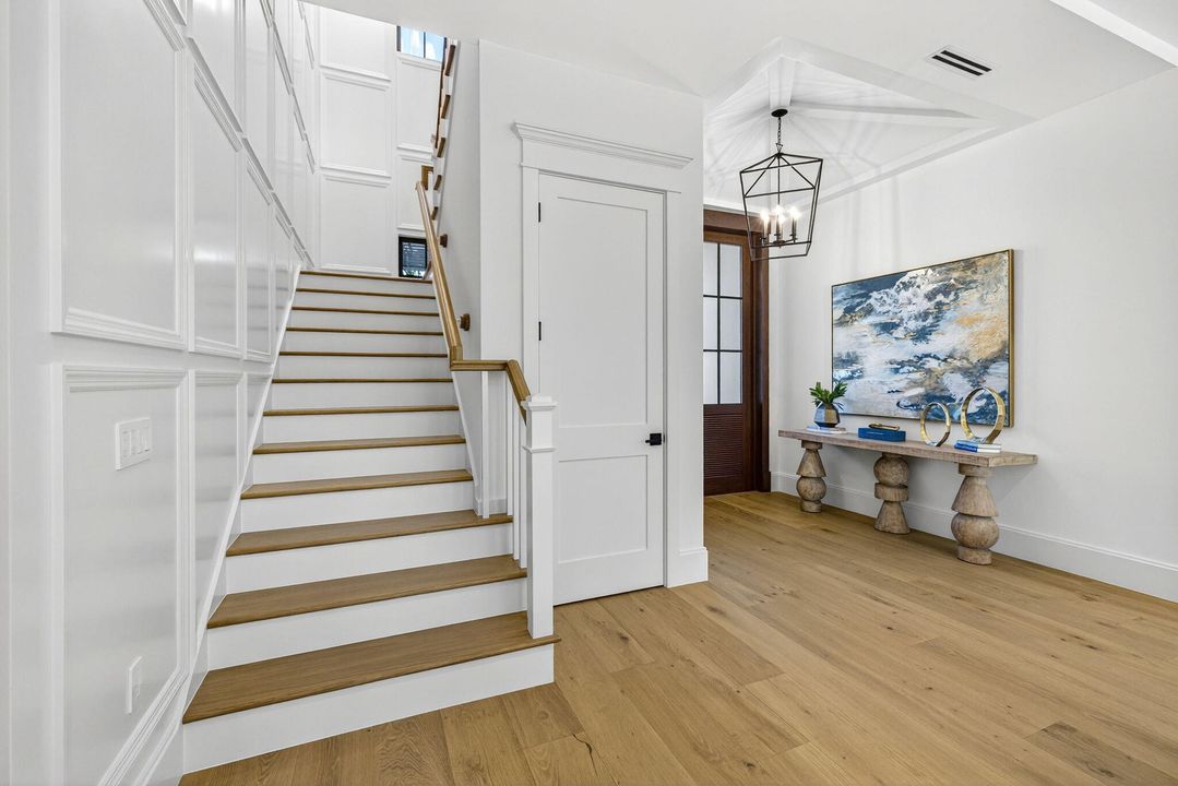 Active With Contract: $5,995,000 (4 beds, 5 baths, 4520 Square Feet)