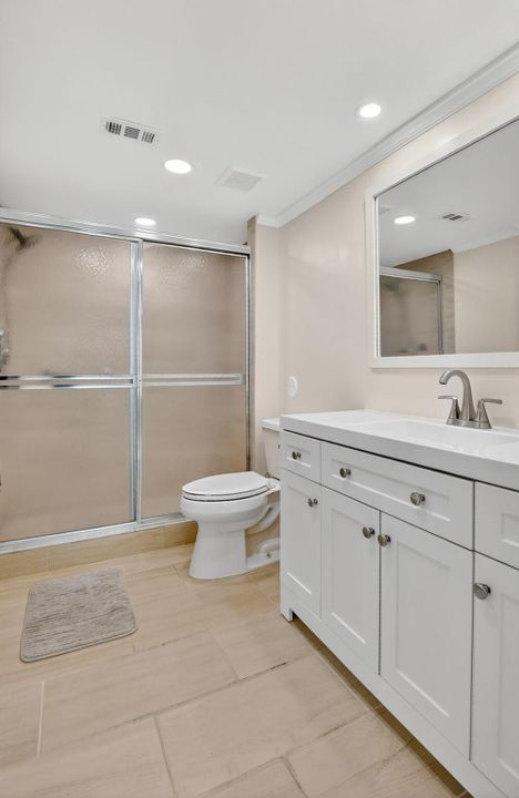 Active With Contract: $3,000 (2 beds, 2 baths, 1227 Square Feet)