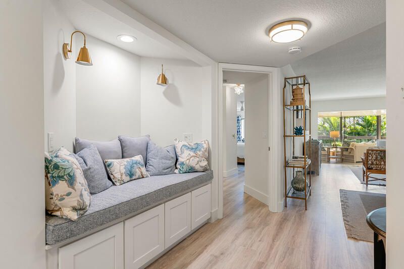 For Sale: $560,000 (2 beds, 2 baths, 1643 Square Feet)