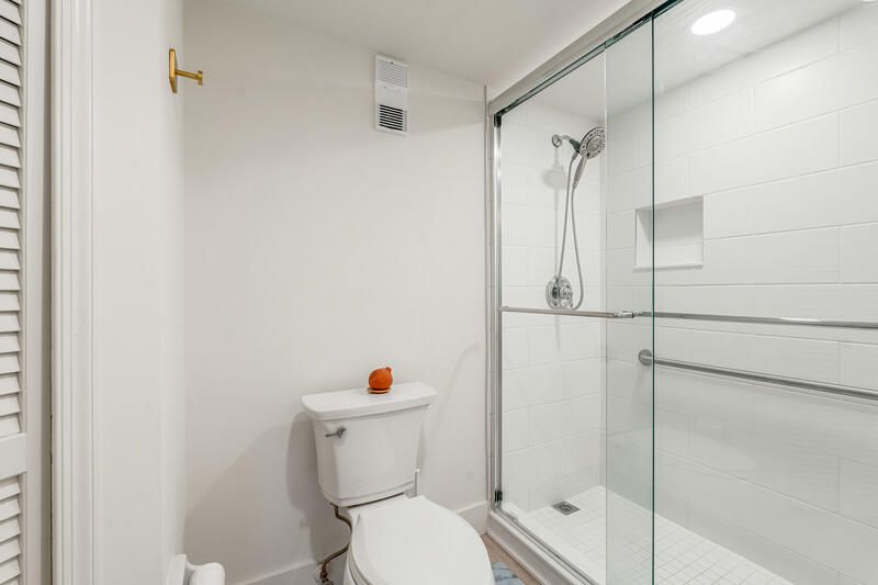 For Sale: $560,000 (2 beds, 2 baths, 1643 Square Feet)