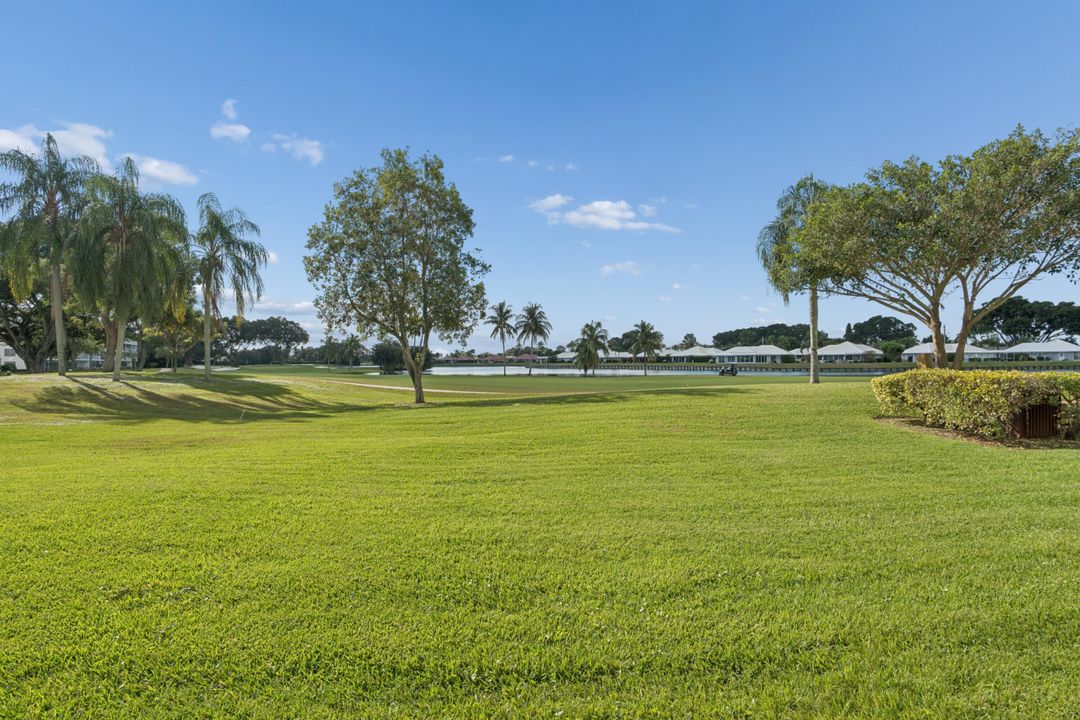 待售: $299,000 (2 贝兹, 2 浴室, 1420 平方英尺)