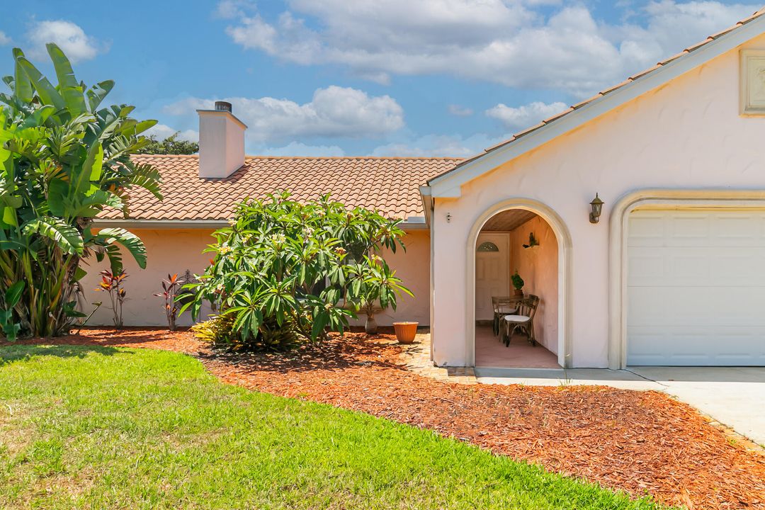 For Sale: $499,000 (3 beds, 2 baths, 1759 Square Feet)