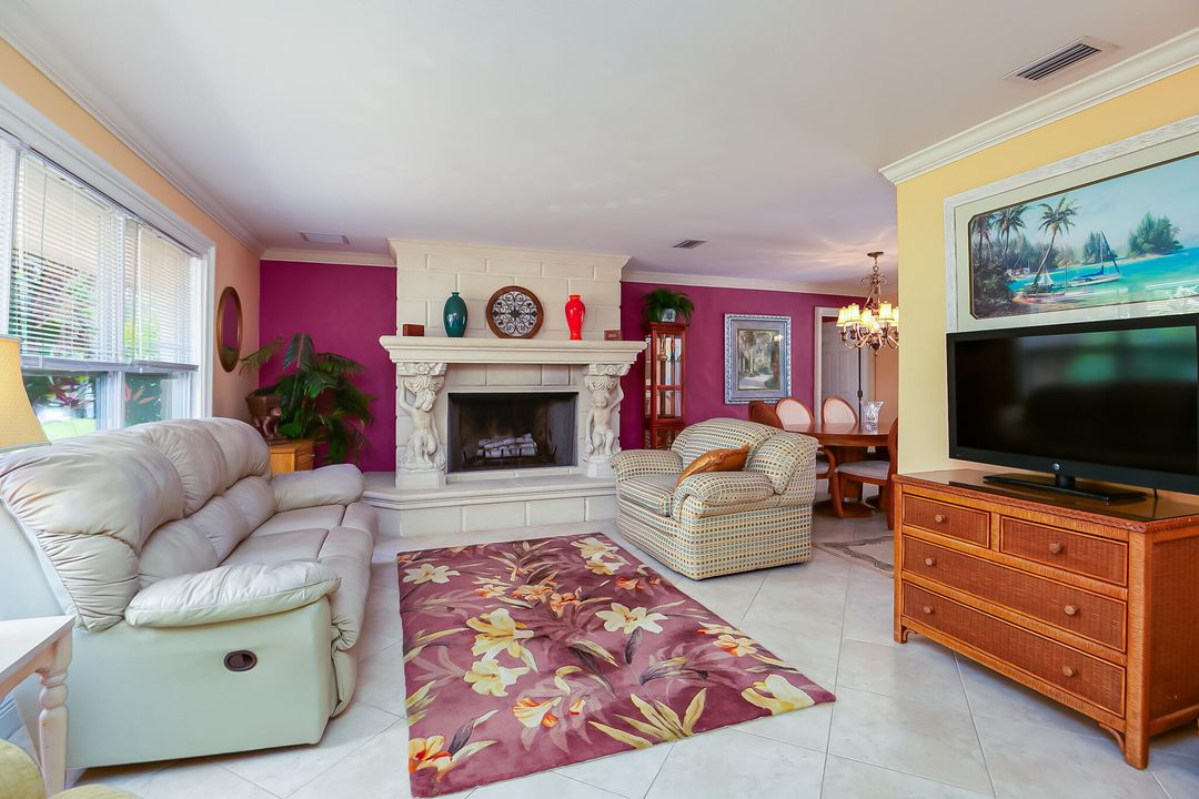 For Sale: $499,000 (3 beds, 2 baths, 1759 Square Feet)