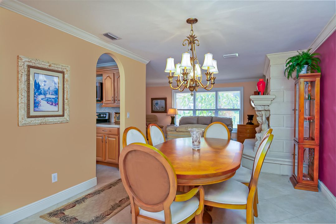 For Sale: $499,000 (3 beds, 2 baths, 1759 Square Feet)