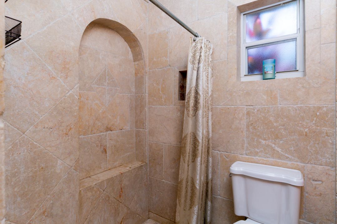 For Sale: $499,000 (3 beds, 2 baths, 1759 Square Feet)