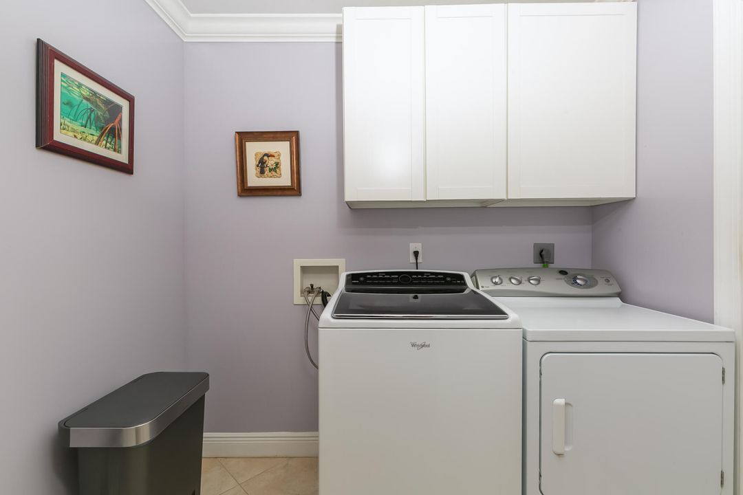 For Sale: $499,000 (3 beds, 2 baths, 1759 Square Feet)