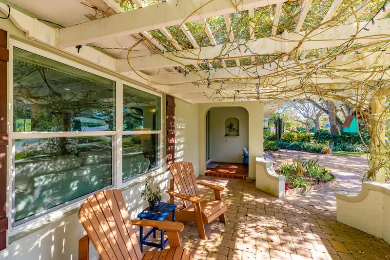 待售: $1,999,999 (3 贝兹, 2 浴室, 1956 平方英尺)