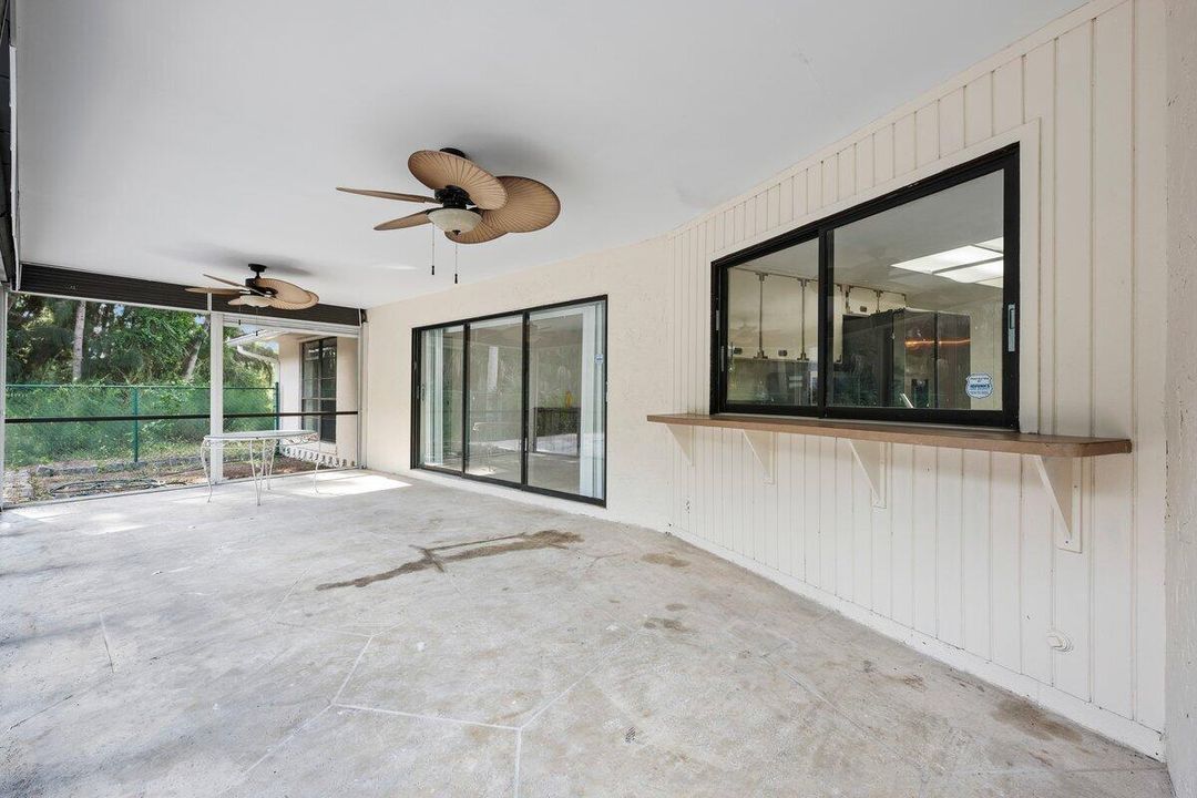 Activo con contrato: $559,000 (3 camas, 2 baños, 1946 Pies cuadrados)