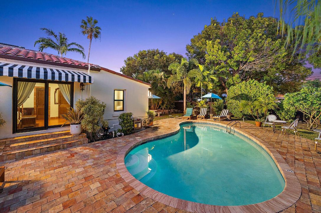 En Renta: $11,000 (4 camas, 4 baños, 2758 Pies cuadrados)