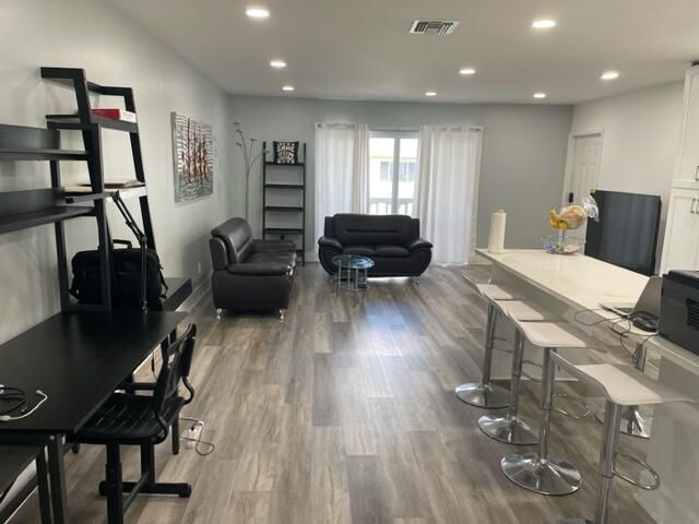 В аренду: $1,500 (1 спален, 1 ванн, 754 Квадратных фут)