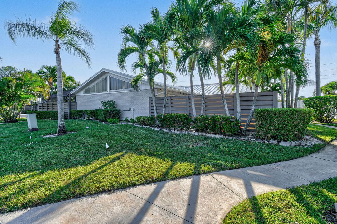 出租: $3,500 (2 贝兹, 2 浴室, 1100 平方英尺)