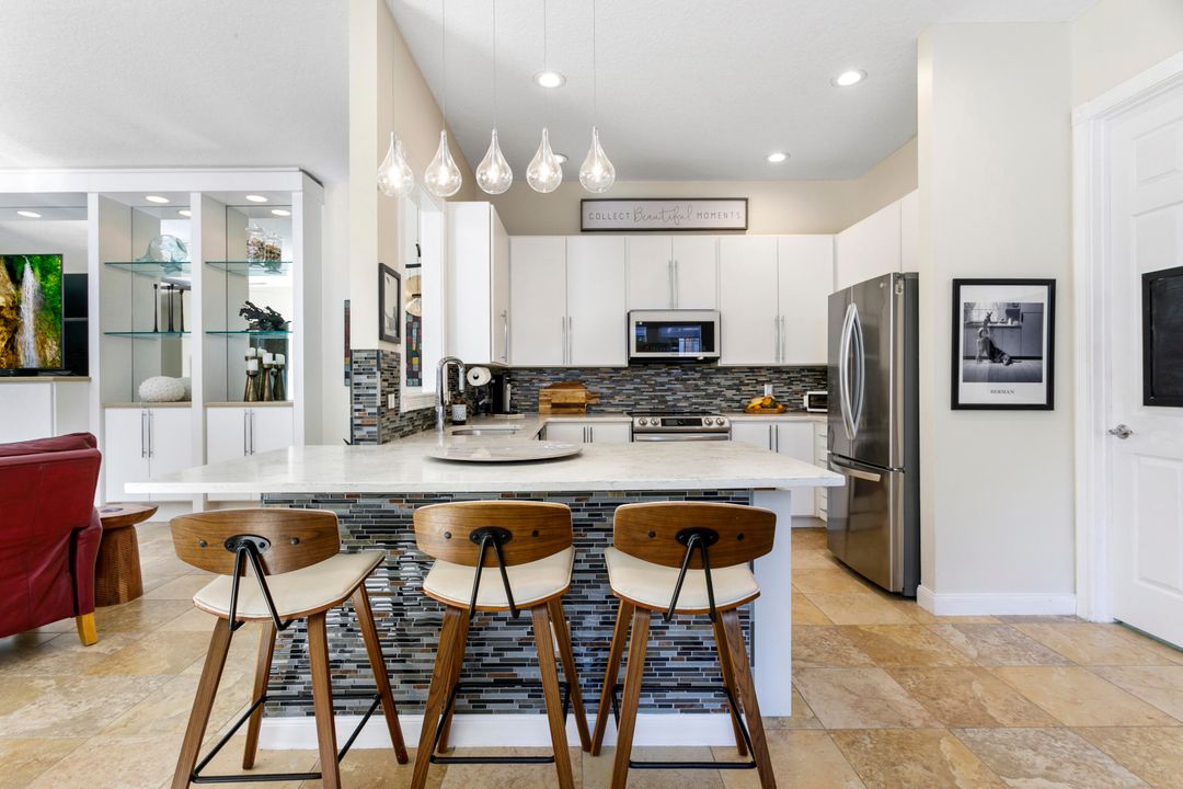 For Sale: $1,199,000 (3 beds, 3 baths, 2470 Square Feet)