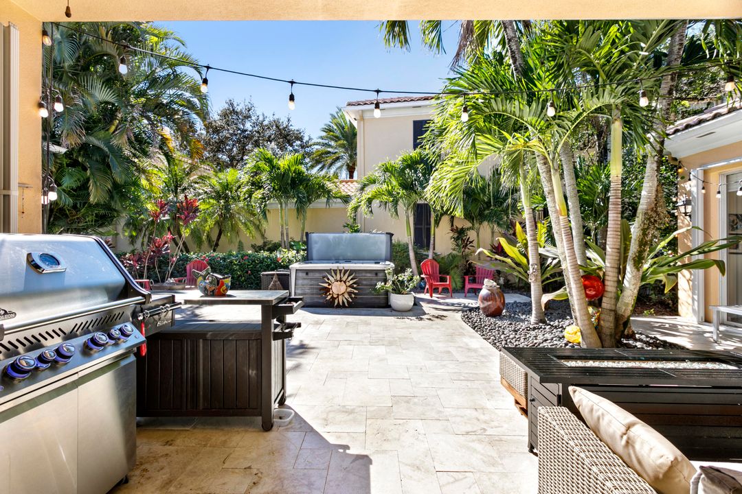 For Sale: $1,199,000 (3 beds, 3 baths, 2470 Square Feet)