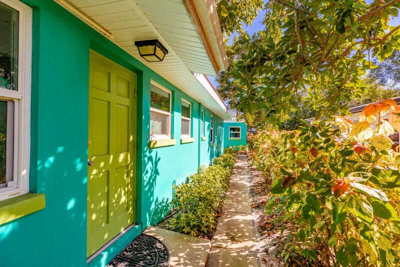 For Sale: $475,000 (3 beds, 3 baths, 1764 Square Feet)