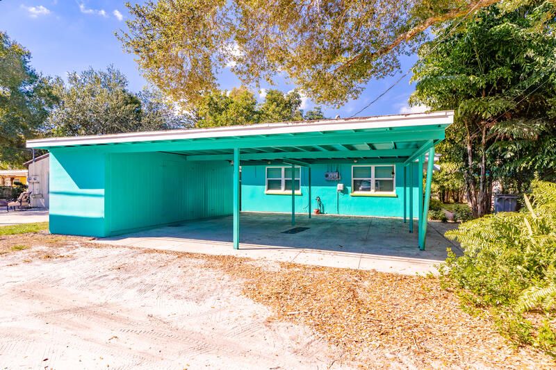 For Sale: $475,000 (3 beds, 3 baths, 1764 Square Feet)