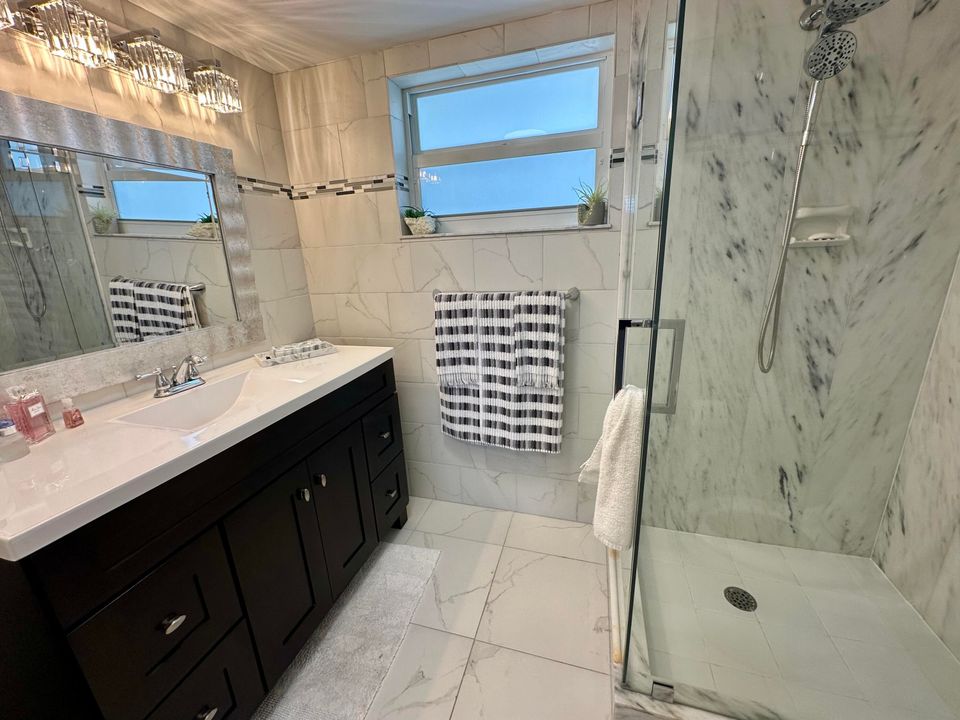 В аренду: $2,900 (2 спален, 2 ванн, 1000 Квадратных фут)