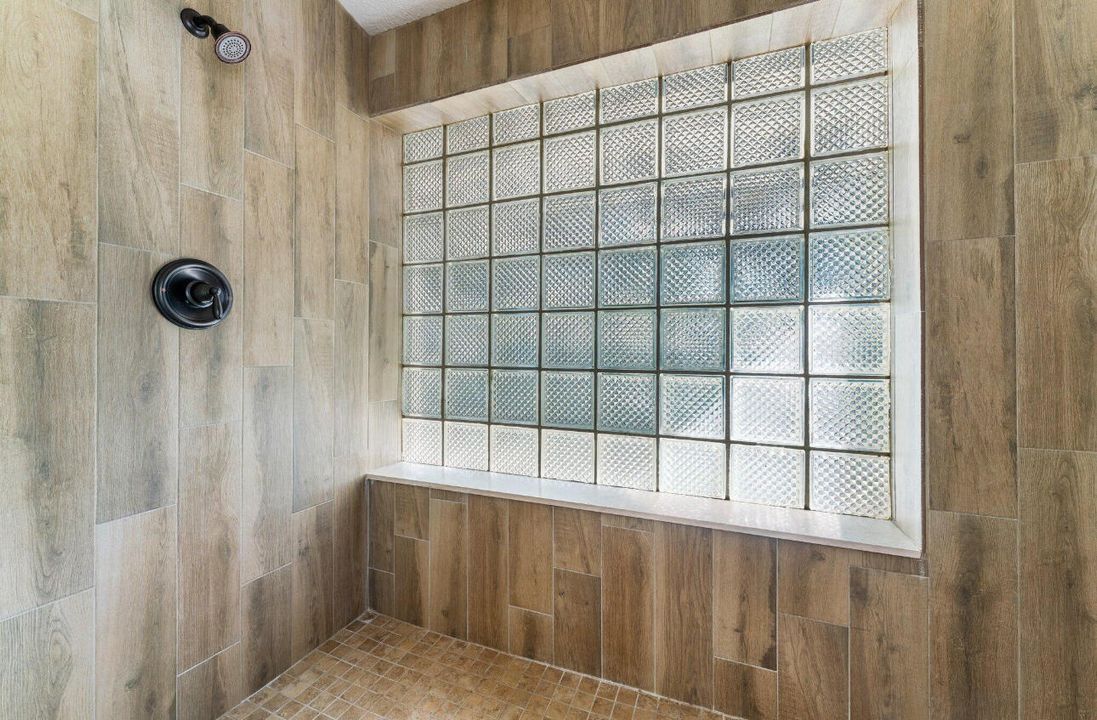 En Renta: $11,000 (4 camas, 4 baños, 2758 Pies cuadrados)