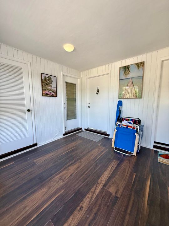 For Rent: $4,995 (2 beds, 2 baths, 1250 Square Feet)