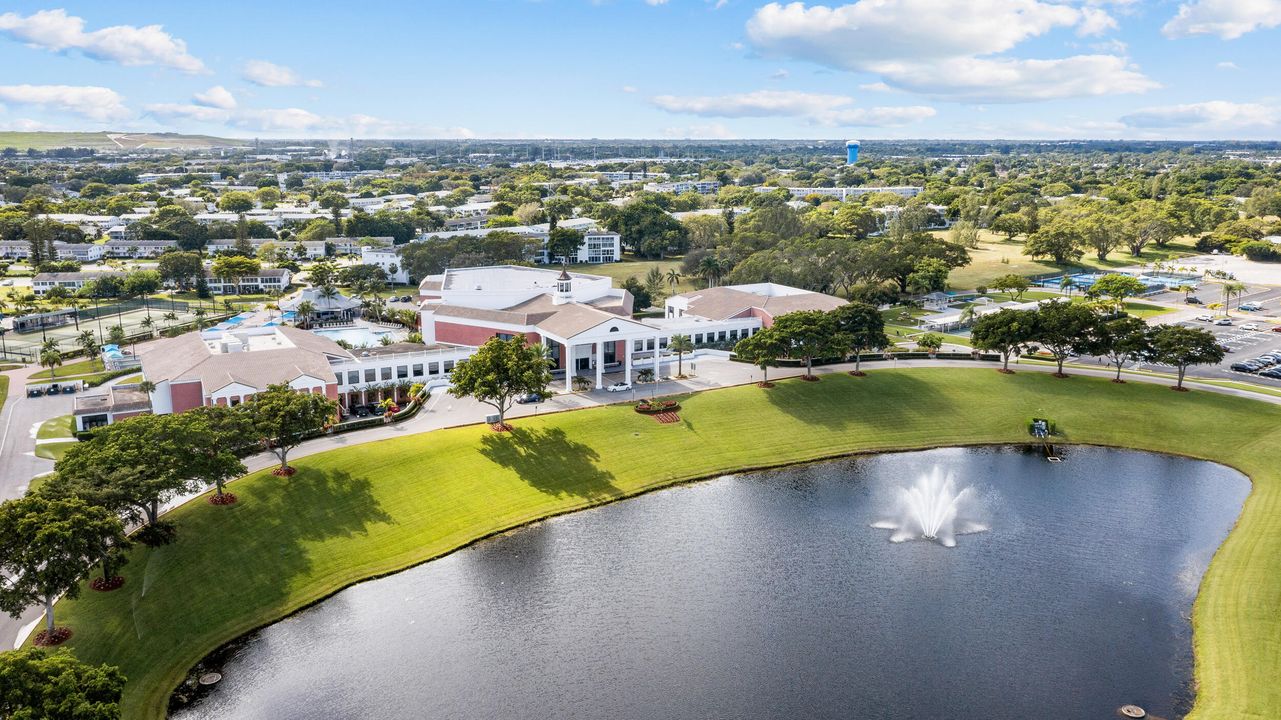 На продажу: $99,000 (1 спален, 1 ванн, 700 Квадратных фут)